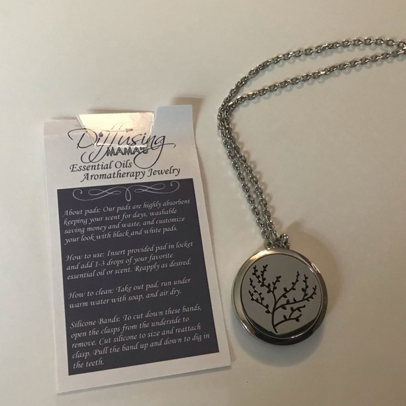 Tree Of Life EO Diffuser Necklace - Picture 6 of 8